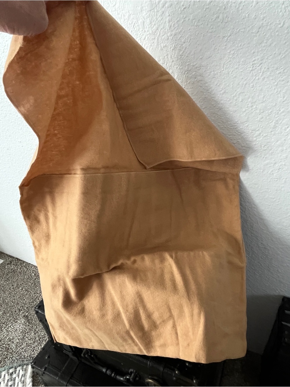 Louis Vuitton Tan Dust Cover with Brown LV Logo - Picture 3 of 3